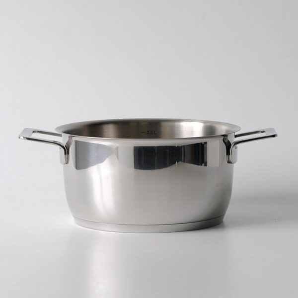 Pots & Pans Casserole 24cm (AJM101/24) - Image 2