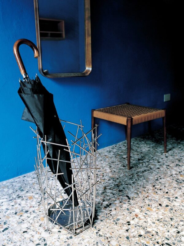 Blow Up Umbrella Stand (FC07) - Image 2
