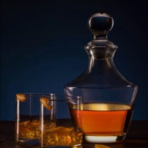 Whiskey Decanter 1 Lt & 2 Tumblers