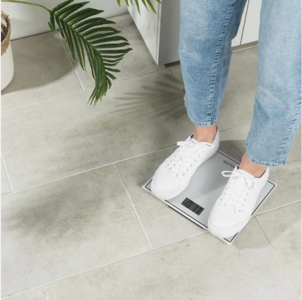 Salter Compact Glass Electronic Scale - Image 3