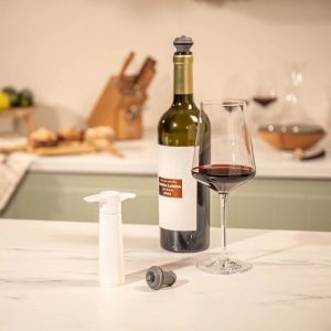 Wine Server Set White Pump & Stopper