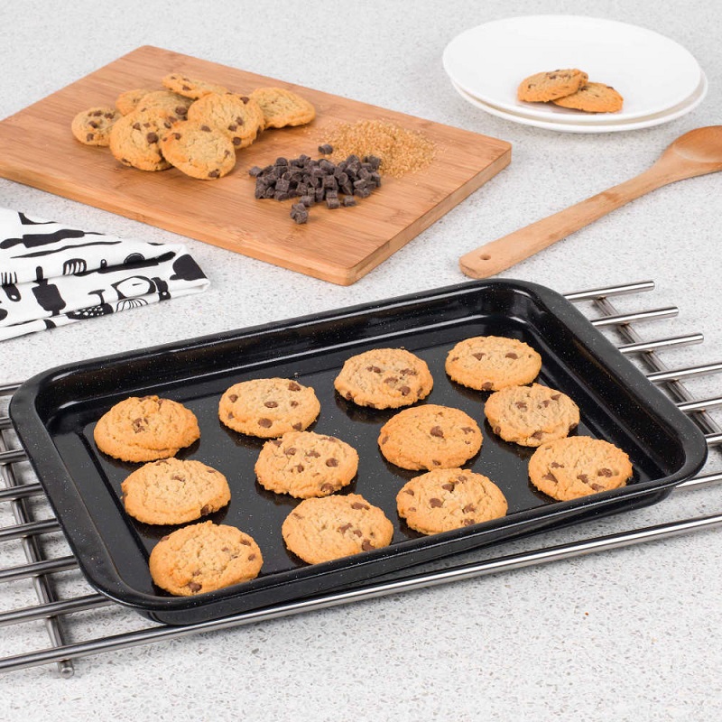 Russel Hobbs Enamel Baking Tray 36cm - Image 3