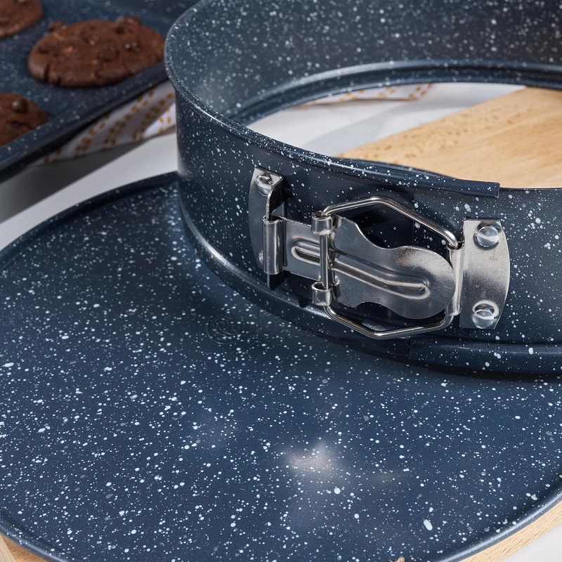 Russel Hobbs Nightfall Stone Springform 24cm - Image 2
