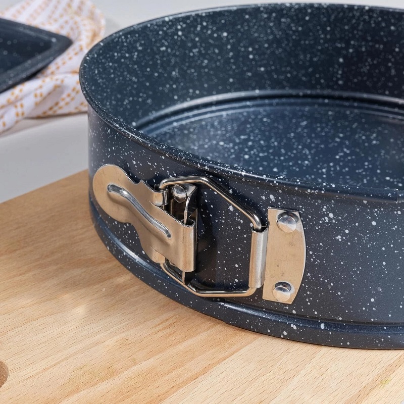 Russel Hobbs Nightfall Stone Springform 24cm - Image 3