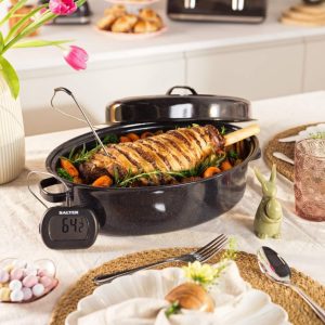 Salter Enamel Roaster with Lid 36cm