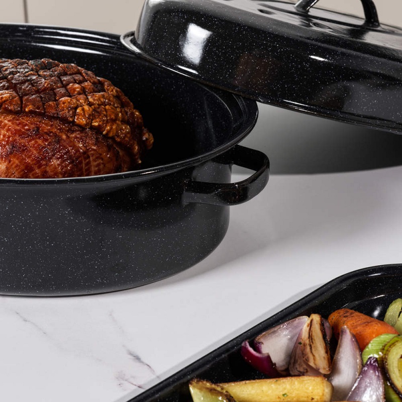 Salter Enamel Roaster with Lid 36cm - Image 4