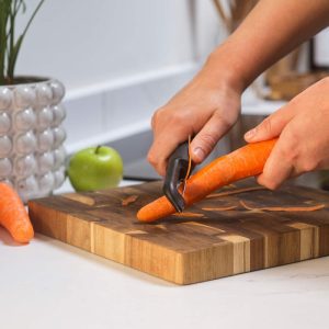 Salter Swivel Peeler