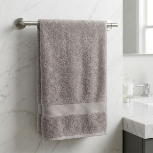 Luna 100% Egyptian Cotton Towel 70x140cm LGrey600g